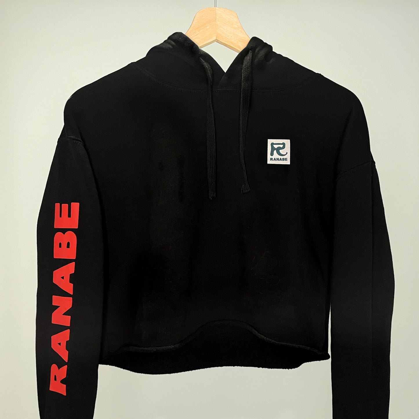 Cropped Hoodie // Rana Queen Rosa